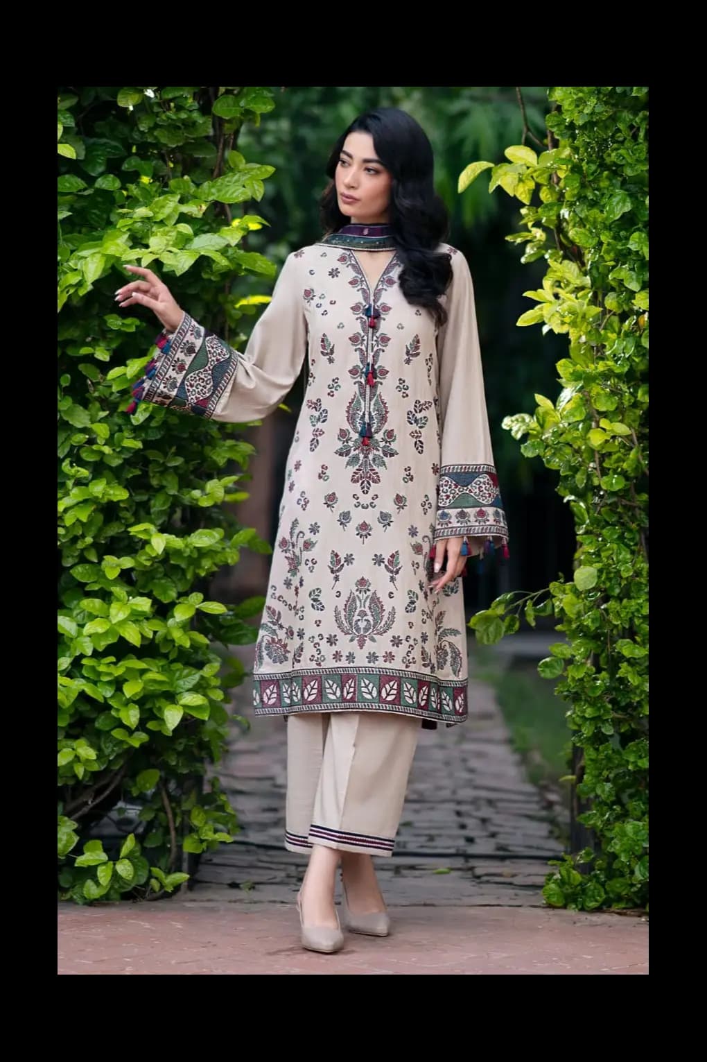 Ladies 3 pcs suit brand Jazmin
